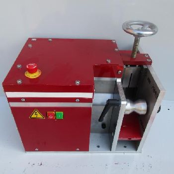 Cable sheathing machine RMH 52