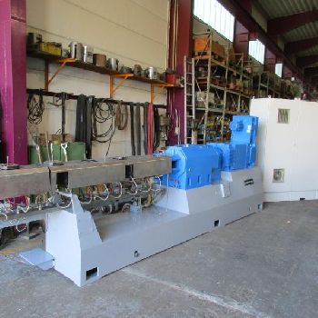 Compounding plant with underwater granulation