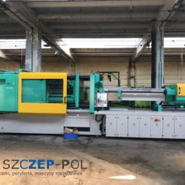 ARBURG 920S 5000-3200 con robot Arburg Multilift H / máquina en muy buen estado técnico