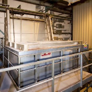 JLS (Redditch) Ltd Top Loading Precipitation / Quench Treatments Oven