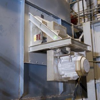 JLS (Redditch) Ltd Top Loading Precipitation / Quench Treatments Oven