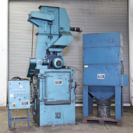 Máquina Tilghman (Wheelabrator) Tumblast con extractor