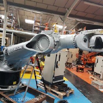 KUKA KR500-2 krc2 charge 500kg de 2008