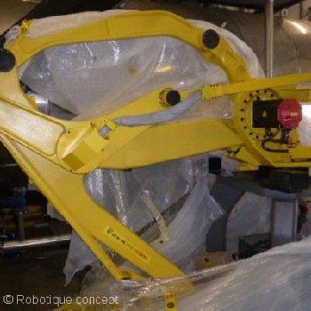 FANUC M410Ib/160 PALETTIZING 4 AXES, RJ3iB Cabinet, few hours