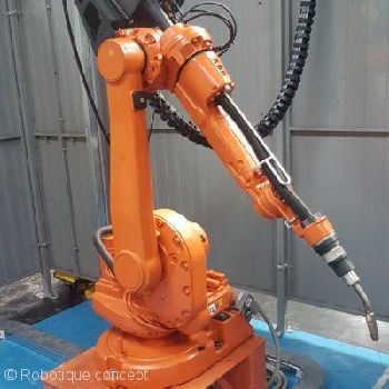 ABB cellule de soudage avec robot IRB 1600 IRC5 et poste ESAB peu d’heures