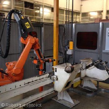 ABB cellule de soudage avec robot IRB 1600 IRC5 et poste ESAB peu d’heures
