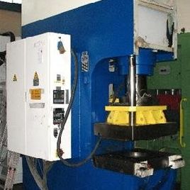 Hydraulisch C-frame (tekening) Druk op NEFF CHS 160 (CE)