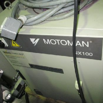 Yaskawa Motoman ES 165N NX100 robot with Euromap67 interface