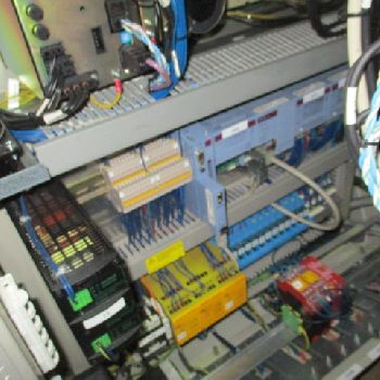 Yaskawa Motoman ES 165N NX100 robot with Euromap67 interface