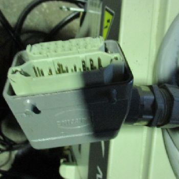 Yaskawa Motoman ES 165N NX100 robot with Euromap67 interface