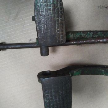 Deutz D30 pedal shaft brake pedals tie rods tractor tractor