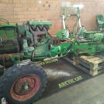 Deutz D4005 tractor tractor part dispenser disassembly vintage cars