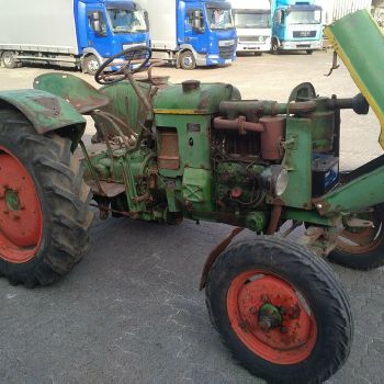 Deutz F2L612 Tug Trecker Bulldog Oldtimer SPARE PARTS !!