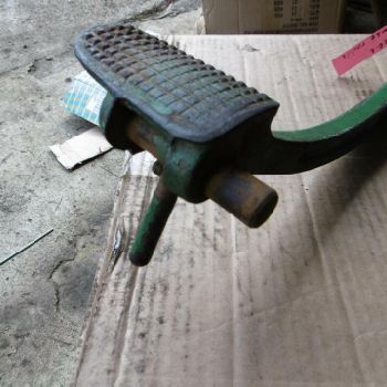 Brake pedal right with brake shaft Tractor Deutz D40 tractor