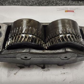 Mass balance vibration damper balancer IHC 724 Trecker TOP!