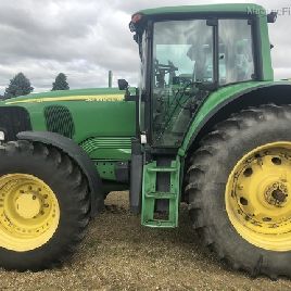 John Deere 7520