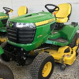 John Deere X754