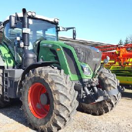 FENDT TRACTOR / Tractor 828 Vario Profi Plus
