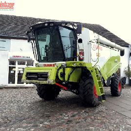 CLAAS COMBINE TUCANO 570 + V770