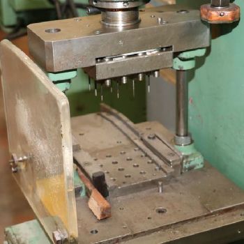 VOCO V/6,3x180 Hydraulic Press