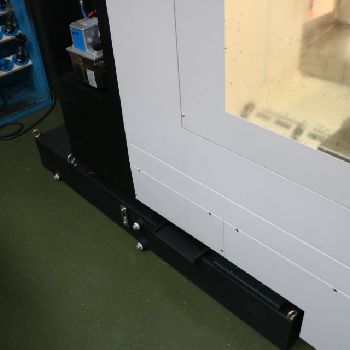 MICROCUT V-30 Vertical Machining Centre