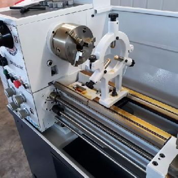 ADOLFI STK400 Centre Lathe