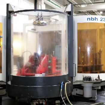 HÜLLER HILLE nbh 230-4 R Horizontal Machining Centre