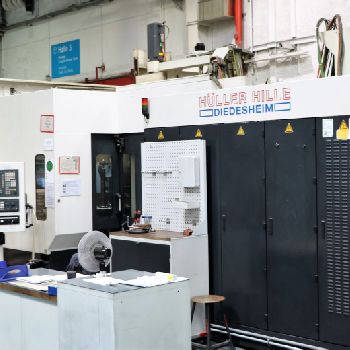 HÜLLER HILLE nbh 230-4 R Horizontal Machining Centre