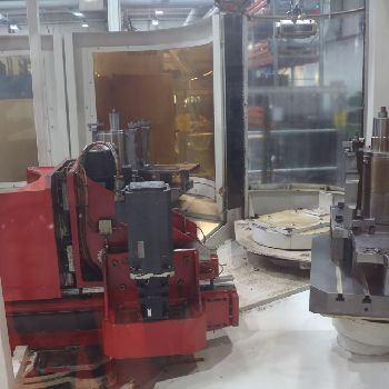 HÜLLER HILLE nbh 230-4 R Horizontal Machining Centre