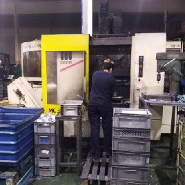 STAMA MC 325 TWIN függőleges megmunkáló központ