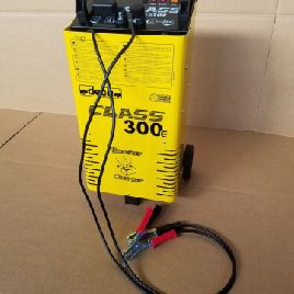 DECA CLASS300E Battery charger