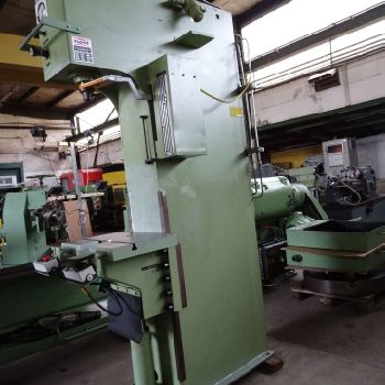 NEFF SVT 10 Hydraulic Press