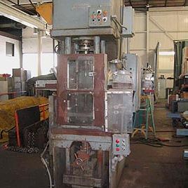 35 Ton,Denison#FL35, 15" stroke top ram,6 stroke side ram,40 DL,30 x 20 bed,#19364