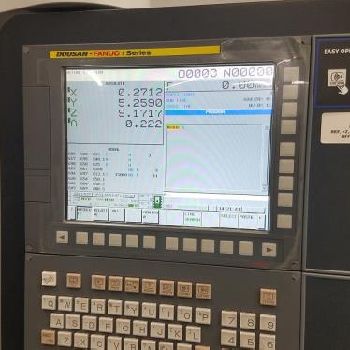Doosan #DNM5700, 30+1 SMTC, 41" X,22 Y,20 Z, 12k RPM, #40, Fanuc I, probe, 2017, #81696