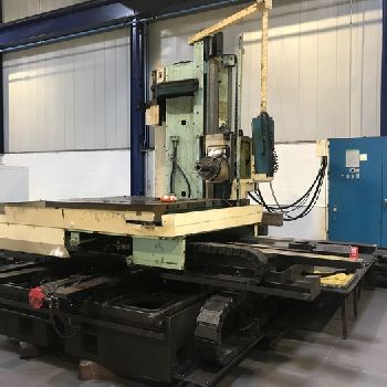 4.3"Kuraki#KBT-11WA, 78.7 X,59 X,57 Z,55x62.9 table,BT50,3k RPM,Fanuc 16iM,1997/98
