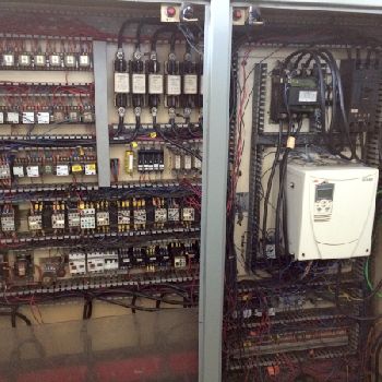 43" x 120Lansing#G-SERIES, double chucks, Newall DRO, QC toolpost, 2002, #13245