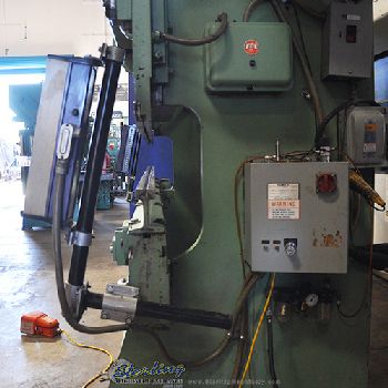 65 Ton,Verson#208-65, mechanical, 10â€™ OA, electric foot pedal, Protech Eagle eye light curtains, used, #A4236