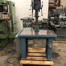 20 "Powermatic # 1200, perceuse à colonne sur base de production et taraudage