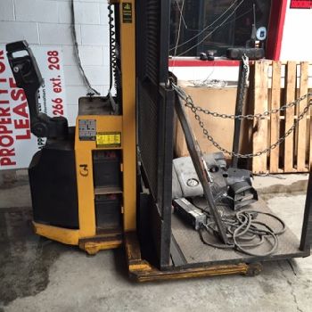Big Joeused forklift, forward &amp; reverse motion is controlled by the speed controller switch in the control head