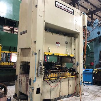 330 Ton,ClearingNiagara #SE2-300-84-48UH, 8" str,32 SH,11 adj., A/C &amp; brake, 1992