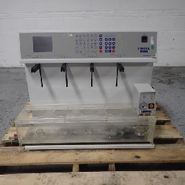 Dissolution Tester,Erweka#ZT74, (4) stations,2 kW heater,controls on unit,115 volts,serial#103303.02ba,#2604-55