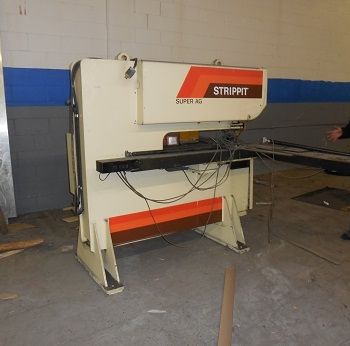 30 Ton,Strippit#SUPER-AG-30, punch, S/N 2253112189