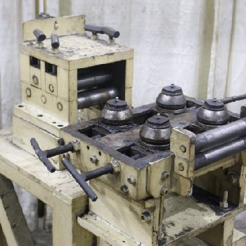 20" x .105Rowe#B-20, straightener with 4-entry guides, 41 height, #71070