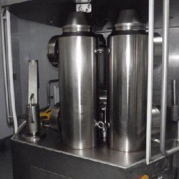 10 Ton,Korsch#XL-800, 100 Kn main,100 Kn pre,71 sta,B-tld,dual sided,16mm max diameter,18mm depth,766,800 tabs/hr,2003, 347269