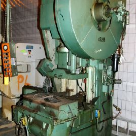 60 Ton,Minster#70-4, 6" stroke, 14 SH, 32’ x19 bed, 60-180 SPM, 1966, #sr4631