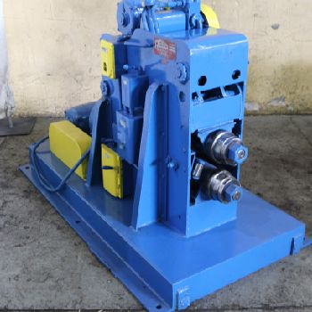 No. M2 Reed, plate beveler roll, 1/4" capacity, serial #5692, #70333