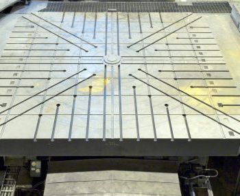 216.53"Innocenti#CWD, CNC B-Axis Infeeding rotary table, steel sliding way covers, 187.5 V-Axis, #27912