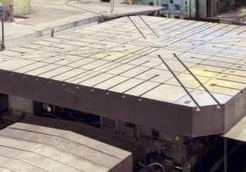 216.53"Innocenti#CWD, CNC B-Axis Infeeding rotary table, steel sliding way covers, 187.5 V-Axis, #27912