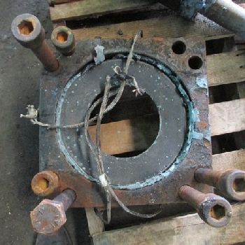 6"Beringer#RSL-60, hydraulic screen changer, dual breaker plate w/5 HP,230/460 V. power pack, #47363