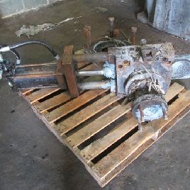 6"Beringer#RSL-60, hydraulic screen changer, dual breaker plate w/5 HP,230/460 V. power pack, #47363